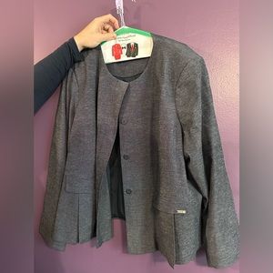 Plus size Calvin Klein blazer, gorgeous!